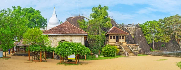 depositphotos_136955490-stock-photo-panorama-of-isurumuniya-temple